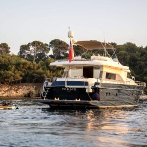 Astondoa &#8220;DIAMS&#8221; | Yacht de Luxe à Louer