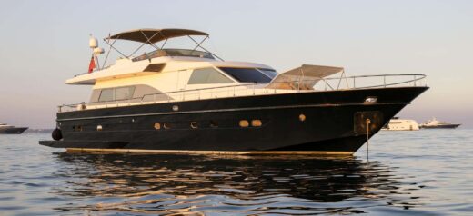 Astondoa &#8220;DIAMS&#8221; | Yacht de Luxe à Louer