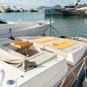 Azimut &#8220;SOLSTICE&#8221; |  Yacht de Luxe à Louer
