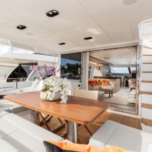 Azimut &#8220;SOLSTICE&#8221; |  Yacht de Luxe à Louer