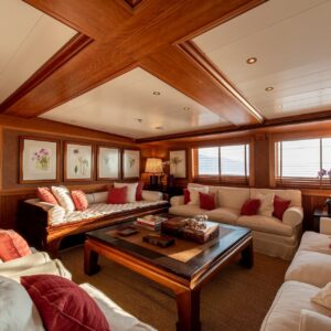 BLEU DE NIMES | Yacht de Luxe à Louer