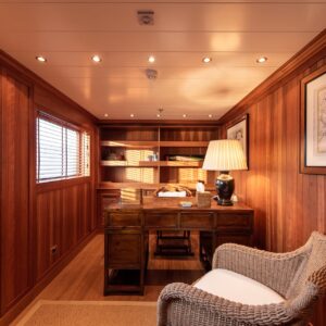 BLEU DE NIMES | Yacht de Luxe à Louer