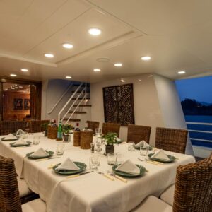 BLEU DE NIMES | Yacht de Luxe à Louer