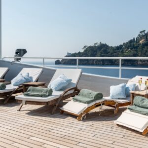 BLEU DE NIMES | Yacht de Luxe à Louer