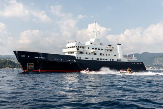 BLEU DE NIMES | Yacht de Luxe à Louer