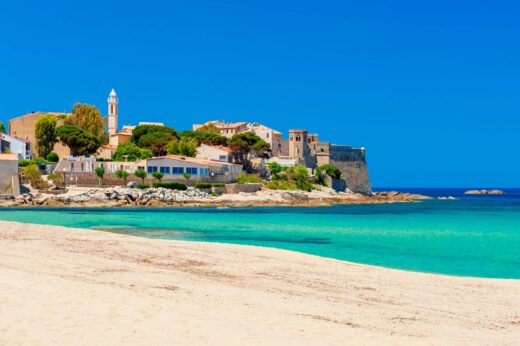 Top&#x20;3&#x20;des&#x20;Destinations&#x20;Incontournables&#x20;en&#x20;Yacht