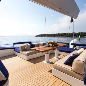 Catamaran &#8220;HUTIANE&#8221; | Yacht de Luxe à Louer