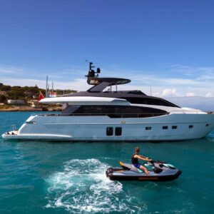 Sanlorenzo 78 &#8220;TRIPLE L&#8221; | Yacht de Luxe à Louer