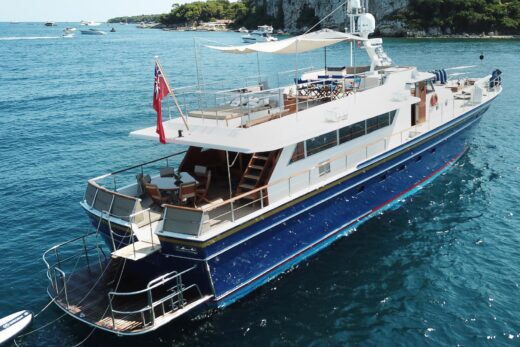 CHANTELLA | Yacht de Luxe à Louer
