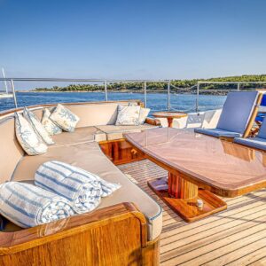 CHANTELLA | Yacht de Luxe à Louer
