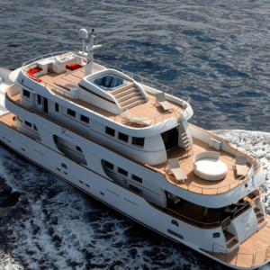 Terranova &#8220;TANANAI&#8221; |  Yacht de Luxe à Louer