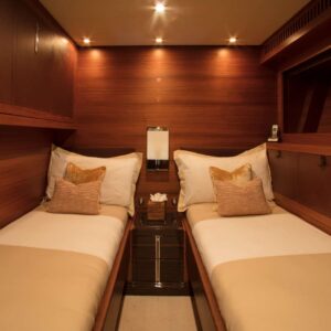Leopard Arno &#8220;ECLAT&#8221; | Yacht de Luxe à Louer