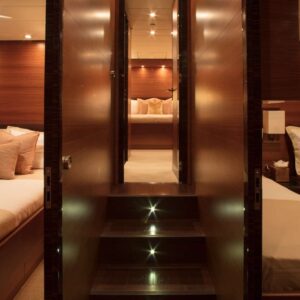 Leopard Arno &#8220;ECLAT&#8221; | Yacht de Luxe à Louer