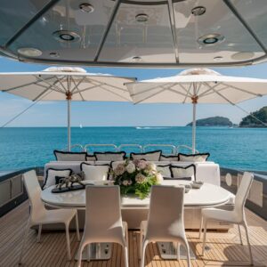 Leopard &#8220;MANU V&#8221; |  Yacht de Luxe à Louer