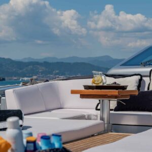 Leopard &#8220;MANU V&#8221; |  Yacht de Luxe à Louer