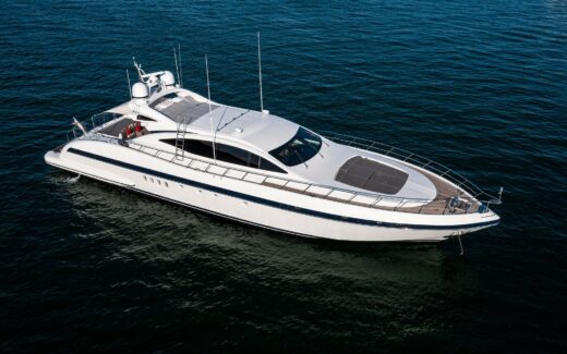 Mangusta 92 &#8220;SMILE&#8221; | Yacht de Luxe à Louer