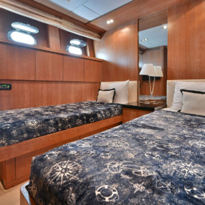 Mangusta 92 &#8220;SMILE&#8221; | Yacht de Luxe à Louer
