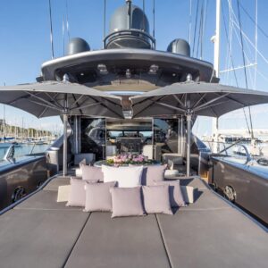 Yacht de luxe Mangusta 108 à vendre