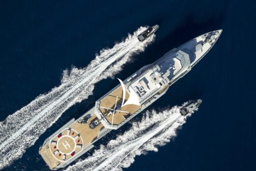 Naviguer dans le Luxe : Guide Complet pour Louer un Yacht de Luxe