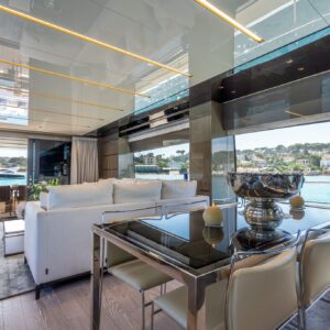 Sanlorenzo 78 &#8220;TRIPLE L&#8221; | Yacht de Luxe à Louer