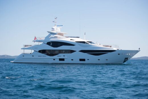 Sunseeker &#8220;E-MOTION&#8221; | Yacht de Luxe à Louer