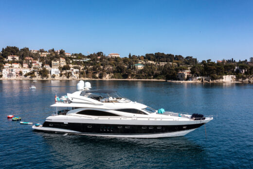 Sunseeker &#8220;EXCELERATE Z&#8221; | Yacht de Luxe à Louer