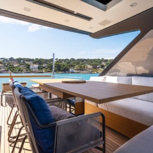 Sanlorenzo 78 &#8220;TRIPLE L&#8221; | Yacht de Luxe à Louer