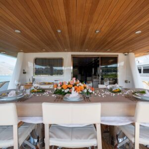 Terranova &#8220;TANANAI&#8221; |  Yacht de Luxe à Louer