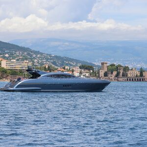 Mangusta 108 &#8220;JFF&#8221; | Luxury Yacht Available for Charter