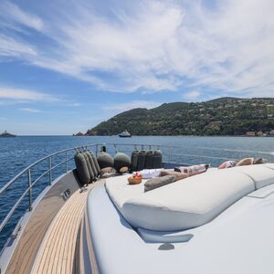 FERRETTI 881 | Yacht de Luxe à Louer