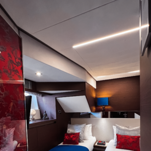 Prestige 680 &#8220;ROMY ONE&#8221; | Yacht de Luxe à Louer