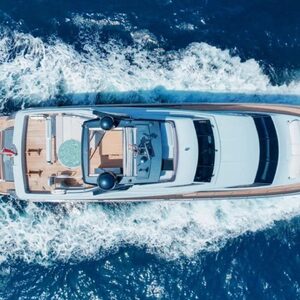 FERRETTI 881 | Yacht de Luxe à Louer