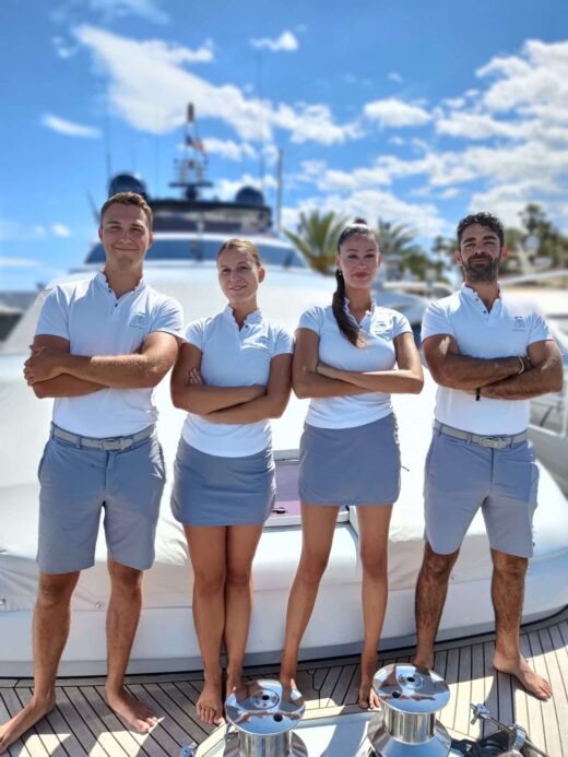 La&#x20;Location&#x20;de&#x20;Yacht&#x20;de&#x20;Luxe&#x20;avec&#x20;&#x00C9;quipage&#x20;&#x3A;&#x20;des&#x20;vacances&#x20;grands&#x20;luxe&#x20;en&#x20;toute&#x20;s&#x00E9;r&#x00E9;nit&#x00E9;.&#x00A0;