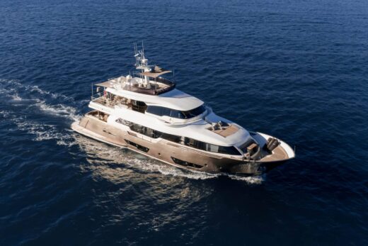Opportunité exclusive au Festival du Yachting de Cannes : Découvrez le M/Y YVONNE, un Yacht d&#8217;Exception