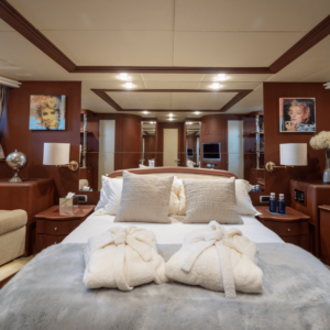 Luxury yacht AZIMUT JUMBO 100 for sale