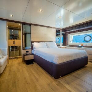 Yacht de luxe SIRENA 64 à vendre