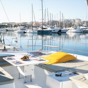 Bali 5.4 &#8220;GALOE&#8221; | Yacht de Luxe à Louer