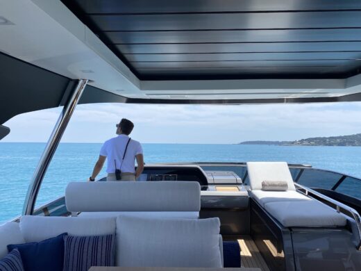 La&#x20;saison&#x20;estivale&#x20;2025&#x20;s&#x2019;annonce&#x20;exceptionnelle&#x20;&#x3A;&#x20;R&#x00E9;servez&#x20;d&#x00E8;s&#x20;maintenant&#x20;votre&#x20;yacht&#x20;en&#x20;Provence-Alpes-C&#x00F4;te&#x20;d&amp;&#x23;8217&#x3B;Azur&#x20;&#x21;
