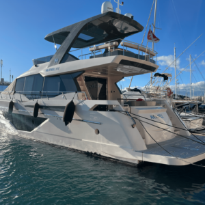Yacht de luxe MAXWELL 64 FLY à vendre