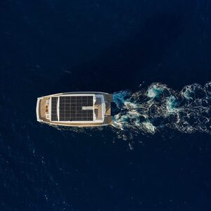New Vision F &#8220;ATRAVERSIA&#8221; | Yacht de Luxe à Louer