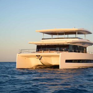 New Vision F &#8220;ATRAVERSIA&#8221; | Yacht de Luxe à Louer