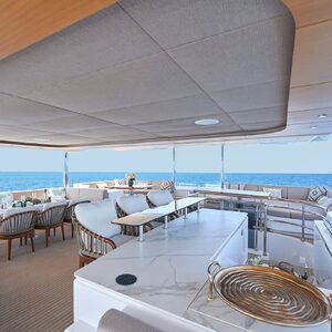 New Vision F &#8220;ATRAVERSIA&#8221; | Yacht de Luxe à Louer