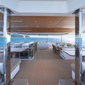 New Vision F &#8220;ATRAVERSIA&#8221; | Yacht de Luxe à Louer