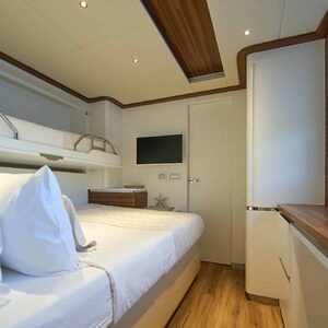 New Vision F &#8220;ATRAVERSIA&#8221; | Yacht de Luxe à Louer