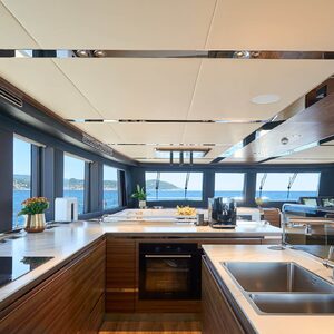 New Vision F &#8220;ATRAVERSIA&#8221; | Yacht de Luxe à Louer