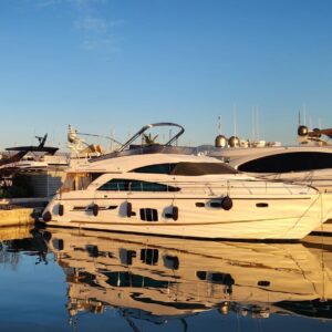 Yacht de luxe FAIRLINE SQUADRON 55 à vendre