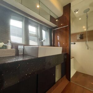 Yacht de luxe FAIRLINE SQUADRON 55 à vendre
