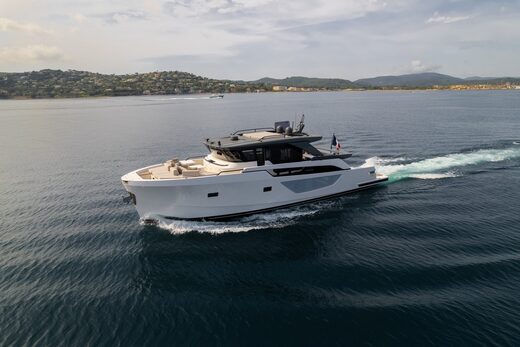 Bluegame BGX63 &#8220;CC&#8221; | Yacht de Luxe à Louer