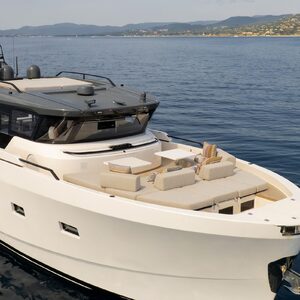 Bluegame BGX63 &#8220;CC&#8221; | Yacht de Luxe à Louer