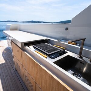 Bluegame BGX63 &#8220;CC&#8221; | Yacht de Luxe à Louer